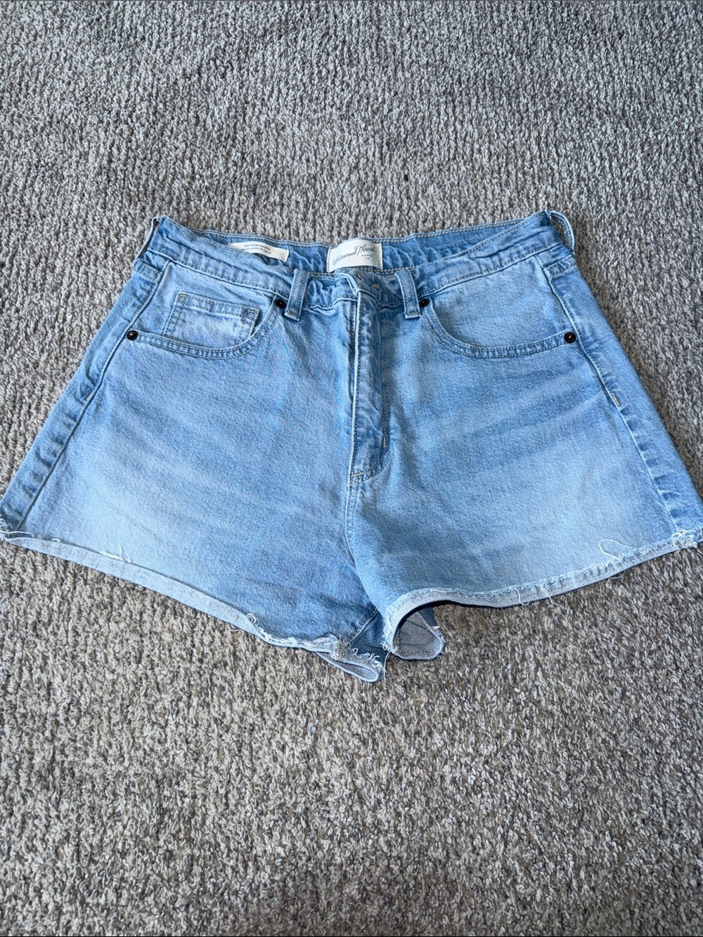 Universal Thread Light Wash High-Rise Denim Shorts